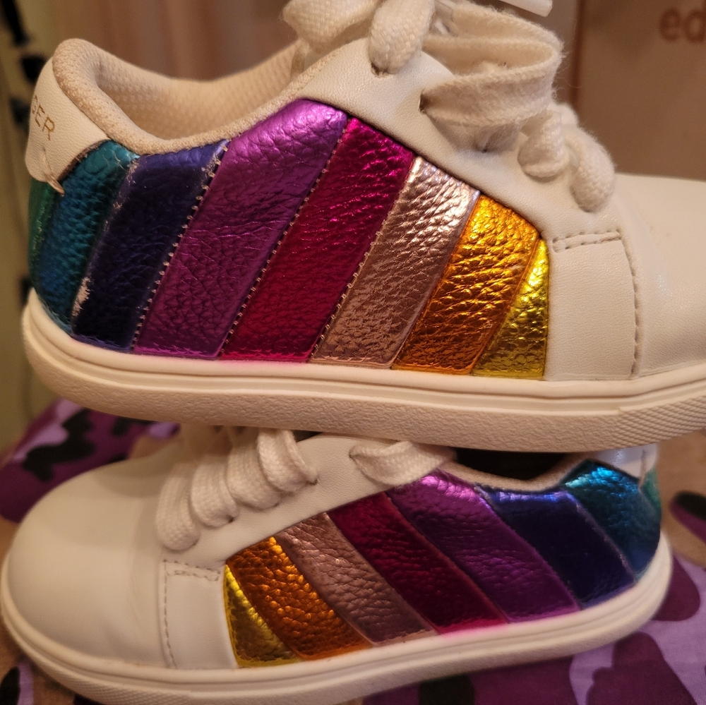 KURT GEIGER LONDON Colorful Striped Kids Sneakers - Picture 2 of 8